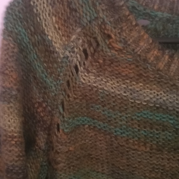 Sweater - Picture 3 of 4